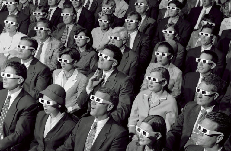 Más allá del espectáculo y la sensación