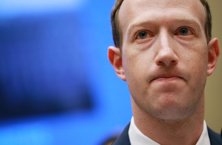 Facebook desprestigiando a TikTok